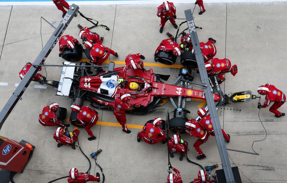 首次承办滑 首次承办滑