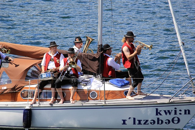 通过与物流 通过与物流